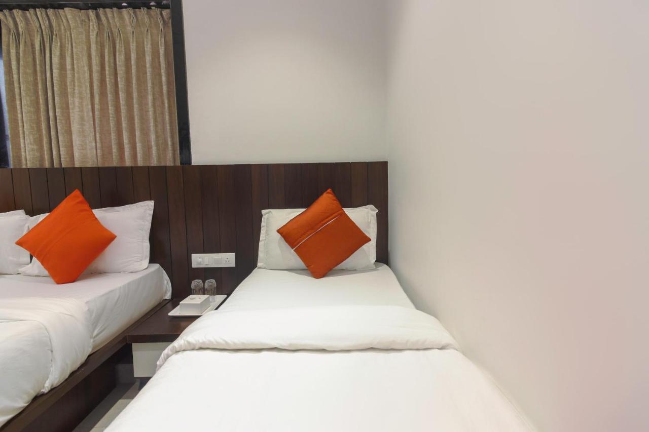 Hotel Flora Suites Mumbai Exterior foto