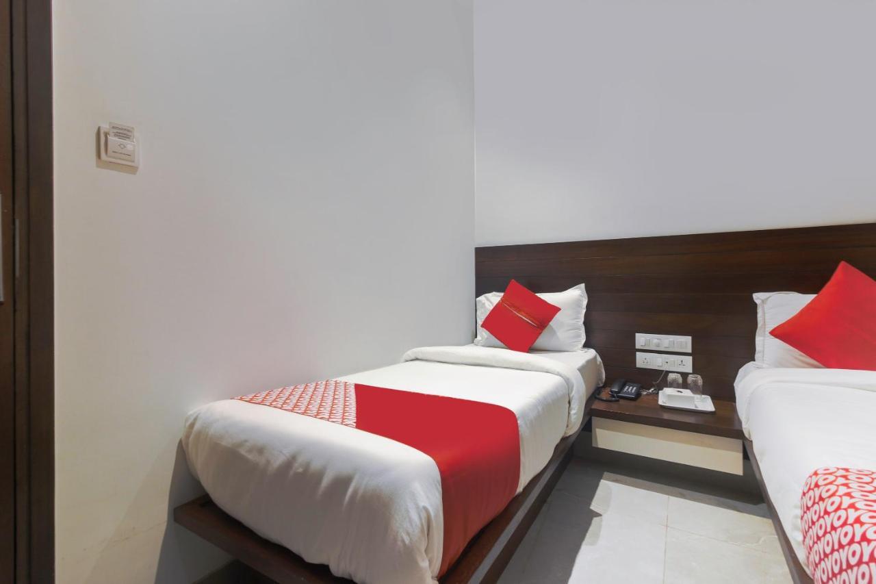 Hotel Flora Suites Mumbai Exterior foto