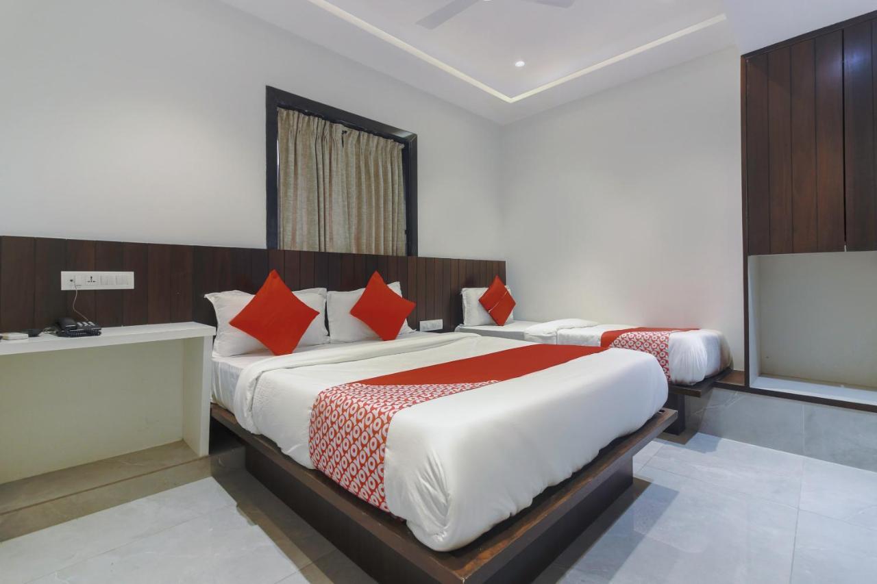 Hotel Flora Suites Mumbai Exterior foto